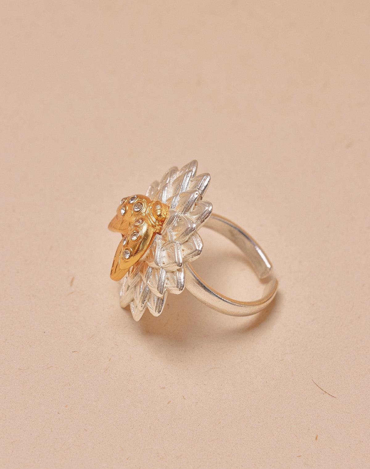 Anillo Crisantemo
