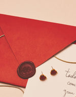 Aretes Carmesí