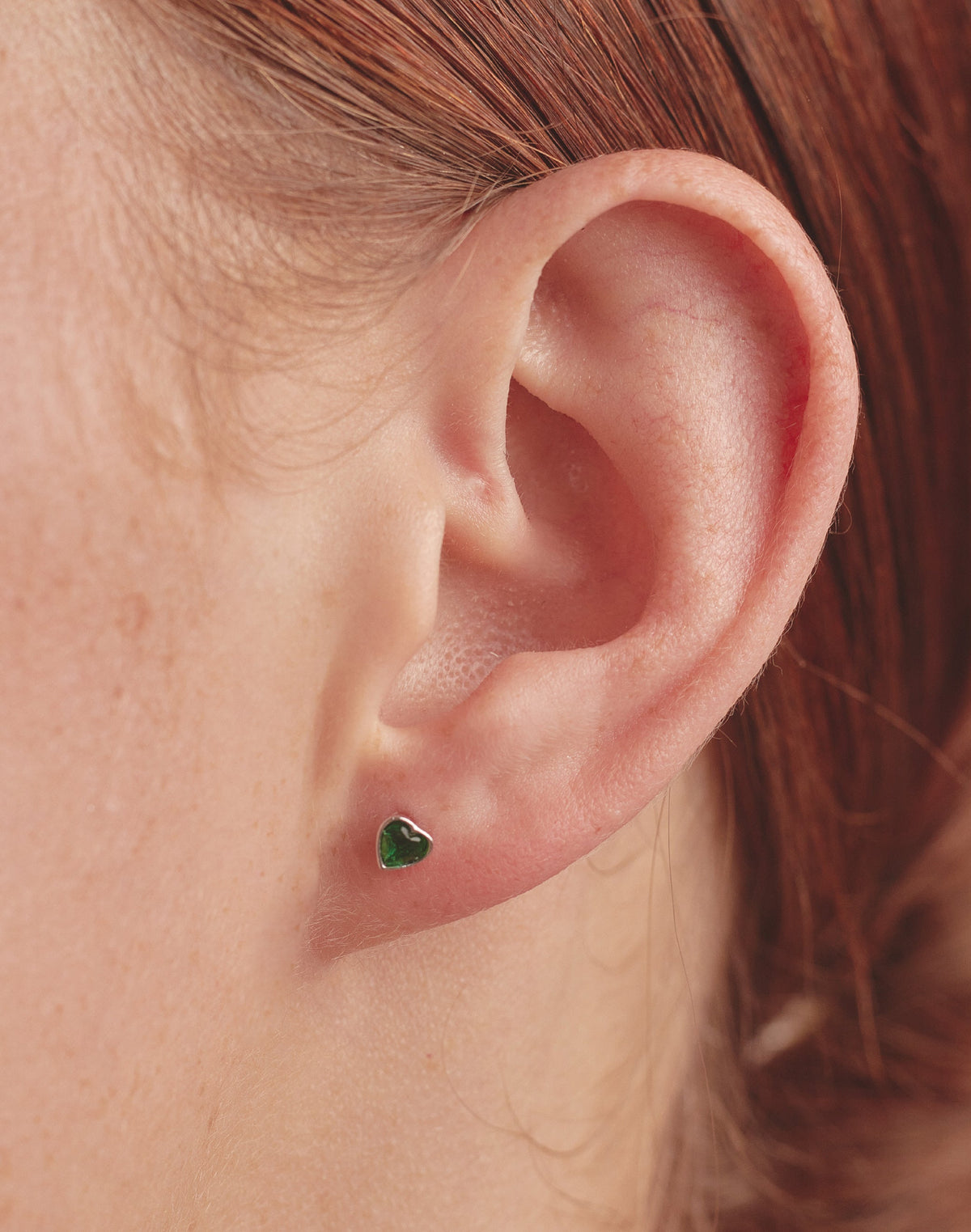 Aretes en Plata Zircón Corazón Emerald